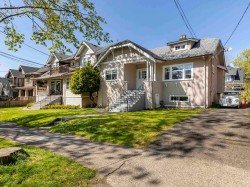 2325 8th Avenue W Vancouver, BC V6K 2A8