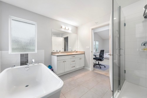 24375 112 Avenue, Maple Ridge, BC 