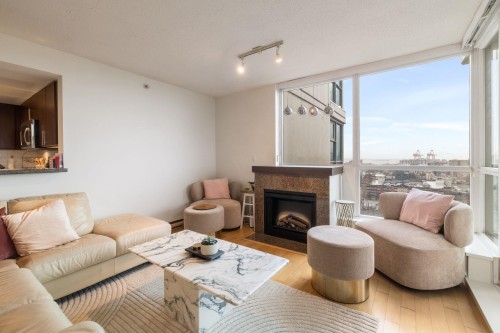 1702-125 Milross Avenue  Vancouver, BC V6A 0A1