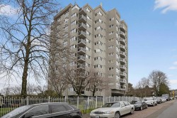 803-1833 Frances Street  Vancouver, BC V5L 1Z8