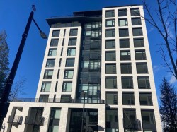 1005-8750 University Crescent  Burnaby, BC V5A 4Y8