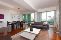 2001-1500 Hornby Street  Vancouver, BC V6Z 1T9