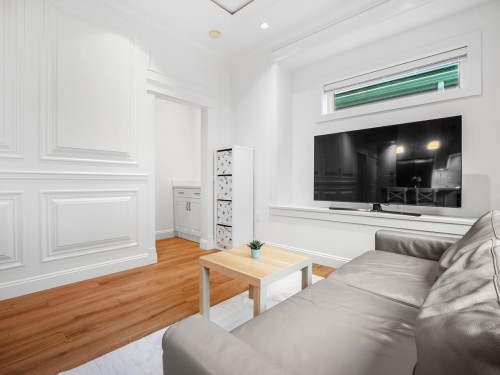 5095 Moss Street, Vancouver, BC 