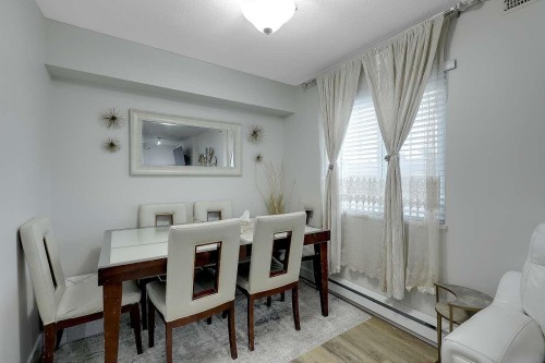 209-3978 Albert Street, Burnaby, BC 