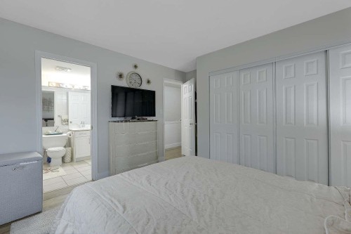 209-3978 Albert Street, Burnaby, BC 