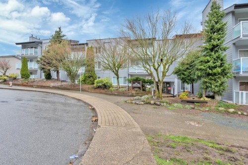 109-3883 Laurel Street, Burnaby, BC 