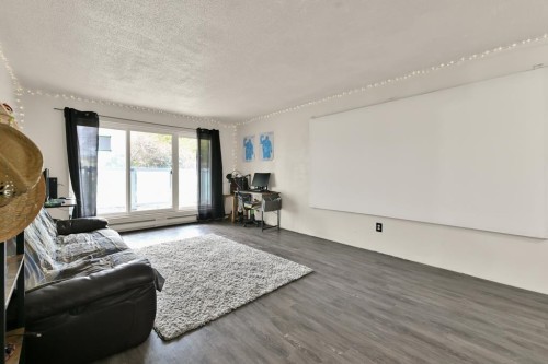 109-3883 Laurel Street, Burnaby, BC 