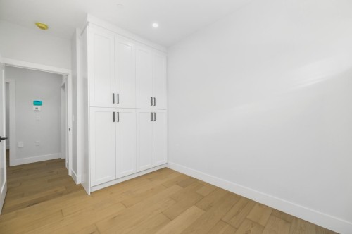 1330 64Th Avenue E, Vancouver, BC 
