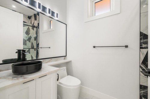 1330 64Th Avenue E, Vancouver, BC 