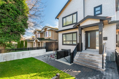 1330 64Th Avenue E, Vancouver, BC 