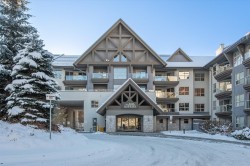 442-4800 Spearhead Drive  Whistler, BC V8E 1G1