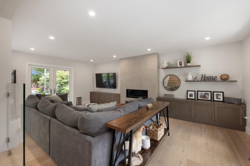 2678 Ailsa Crescent, North Vancouver, BC 