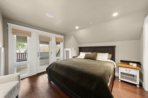 2576 Oxford Street, Vancouver, BC 