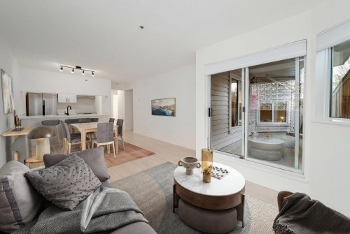 104-1147 Nelson Street  Vancouver, BC V6E 1J3