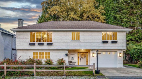 60 53a Street  Delta, BC V4M 3C4