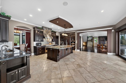 24228 River Road, Maple Ridge, BC 