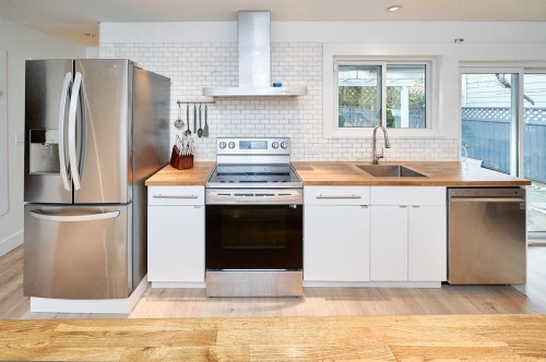 3256 Dunkirk Avenue, Coquitlam, BC 