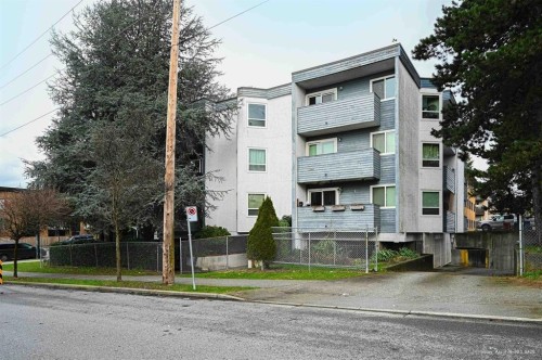 406-16 Lakewood Drive  Vancouver, BC V5L 4L1