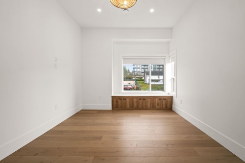 104-941 Dansey Avenue, Coquitlam, BC 