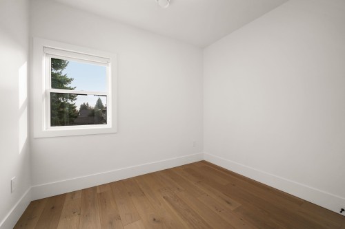 104-941 Dansey Avenue, Coquitlam, BC 