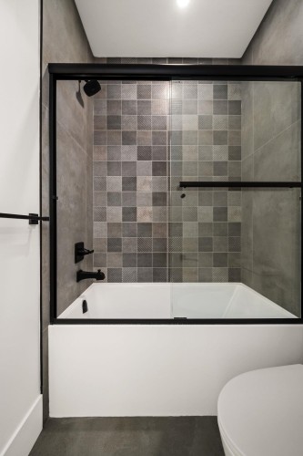 104-941 Dansey Avenue, Coquitlam, BC 