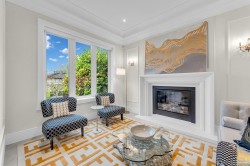 4112 W 11th Avenue  Vancouver, BC V6R 2L6