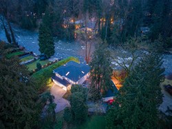 682 Seymour Boulevard  North Vancouver, BC V7J 2J6