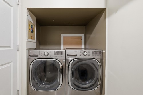 932 Blackstock Road, Port Moody, BC 