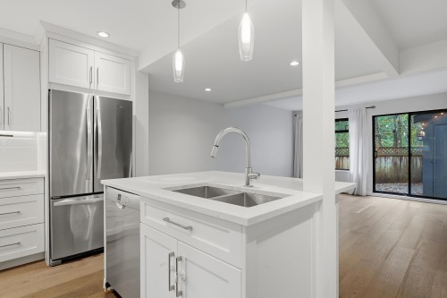 932 Blackstock Road, Port Moody, BC 