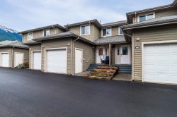 65-40200 Government Road  Squamish, BC V8B 0G6