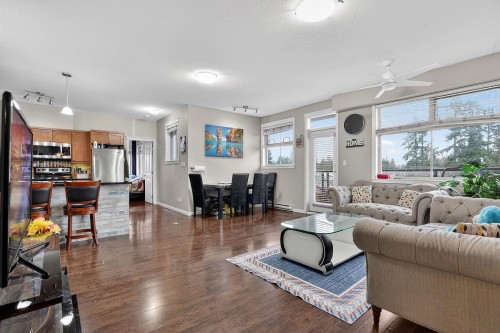 404-22858 Lougheed Highway  Maple Ridge, BC V2X 2V6