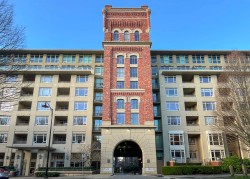 804-2799 Yew Street  Vancouver, BC V6K 4W2