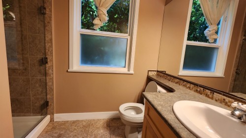 1170 17Th Street W, North Vancouver, BC 