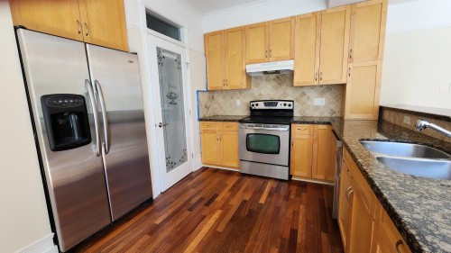 1170 17Th Street W, North Vancouver, BC 