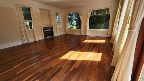 1170 17Th Street W, North Vancouver, BC 