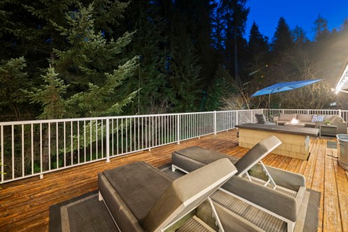 2569 Hyannis Point, North Vancouver, BC 