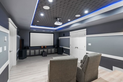 656 Blue Mountain Street, Coquitlam, BC 