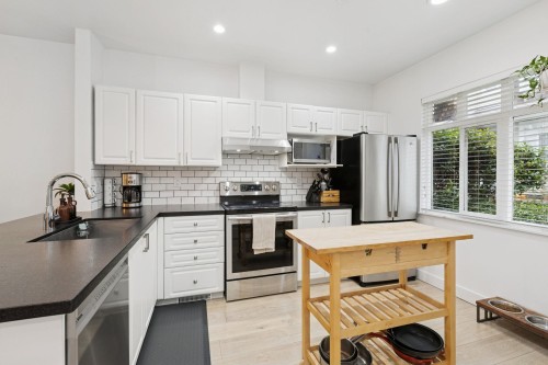 8528 Lighthouse Way, Vancouver, BC 