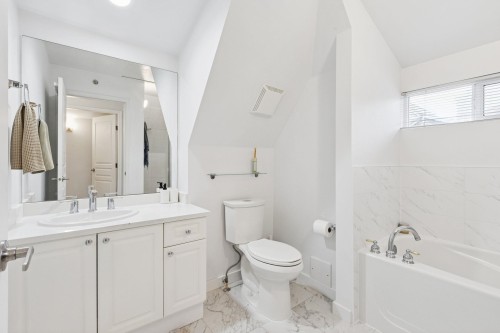 8528 Lighthouse Way, Vancouver, BC 