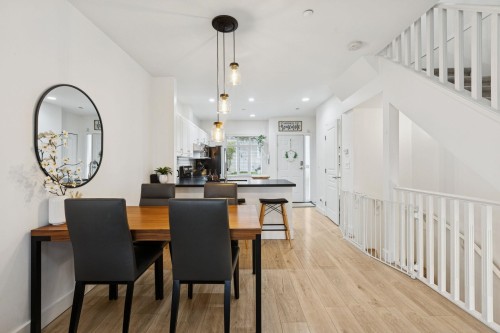 8528 Lighthouse Way, Vancouver, BC 