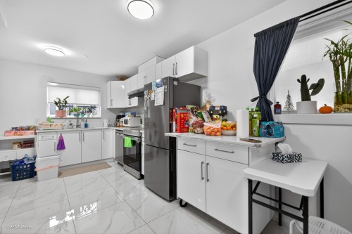 1052 50Th Avenue E, Vancouver, BC 