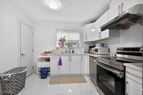 1052 50Th Avenue E, Vancouver, BC 