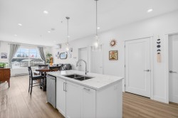 406-11865 227 Street  Maple Ridge, BC V2X 6H8