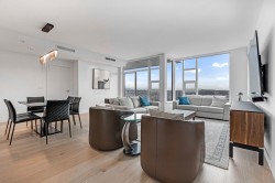 5605-1289 Hornby Street  Vancouver, BC V6Z 0G7