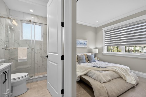 3349 37Th Avenue W, Vancouver, BC 