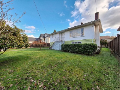 6240 Granville Avenue  Richmond, BC V7C 1G1