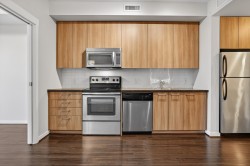 761-4099 Stolberg Street  Richmond, BC V6X 0J4