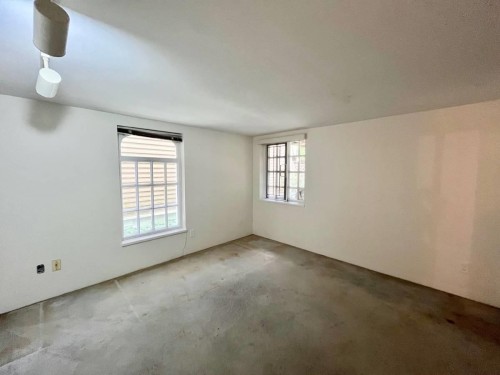 2245 15Th Avenue W, Vancouver, BC 