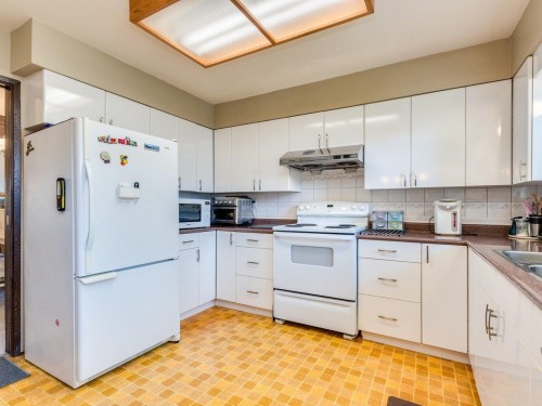 9860 Seacastle Drive, Richmond, BC 