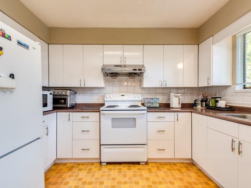 9860 Seacastle Drive, Richmond, BC 